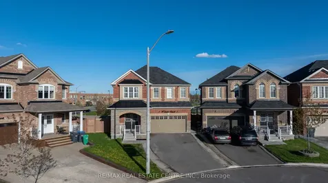 10 Jenna Court Brampton ON L6R 3P5