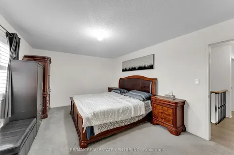 10 Jenna Court Brampton ON L6R 3P5
