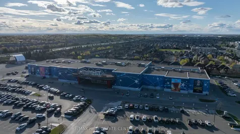 10 Jenna Court Brampton ON L6R 3P5