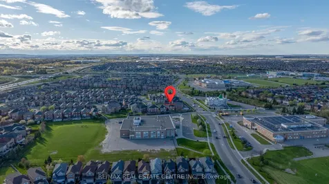 10 Jenna Court Brampton ON L6R 3P5