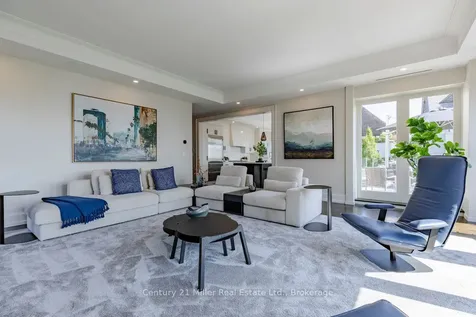 10 Maple Grove Drive Oakville ON L6J 0E1