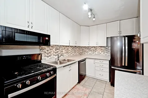 45 Hansen Road N Brampton ON L6V 3C5