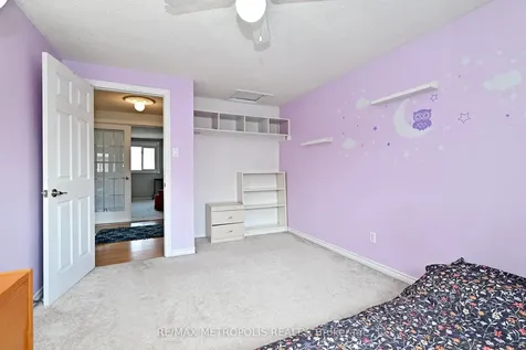 45 Hansen Road N Brampton ON L6V 3C5