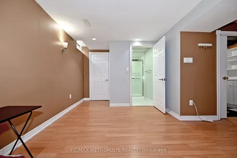 45 Hansen Road N Brampton ON L6V 3C5