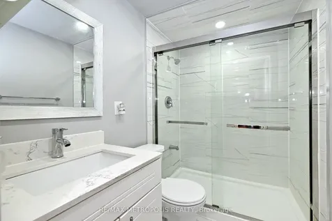 45 Hansen Road N Brampton ON L6V 3C5