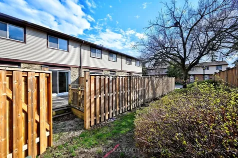 45 Hansen Road N Brampton ON L6V 3C5