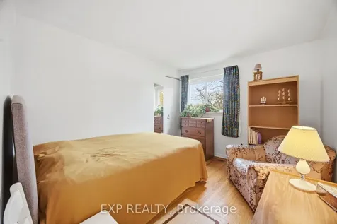 1 Flavian Crescent Brampton ON L6T 3P2