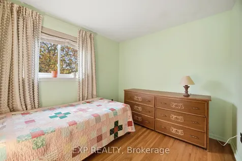 1 Flavian Crescent Brampton ON L6T 3P2