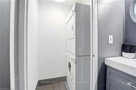 1500 Grazia Court Mississauga ON L4W 4Z9