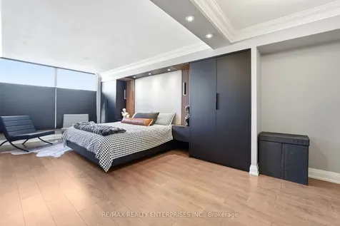1500 Grazia Court Mississauga ON L4W 4Z9