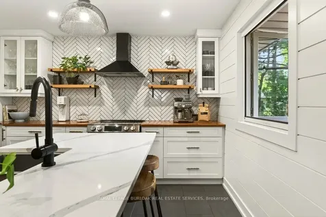 969 Sanford Drive Burlington ON L7T 3G7