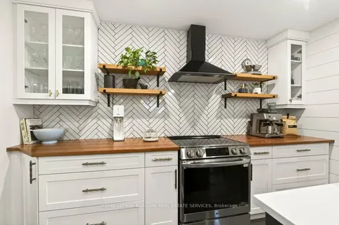 969 Sanford Drive Burlington ON L7T 3G7