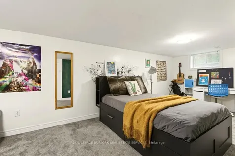 969 Sanford Drive Burlington ON L7T 3G7