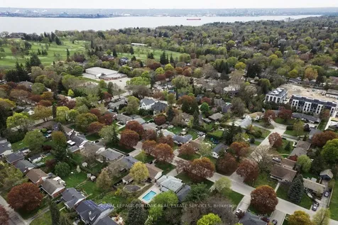 969 Sanford Drive Burlington ON L7T 3G7