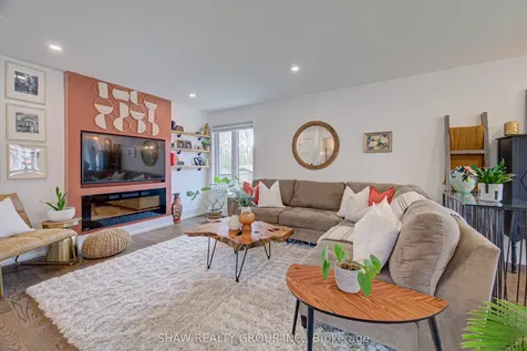 1486 Augustine Drive Burlington ON L7P 2N2