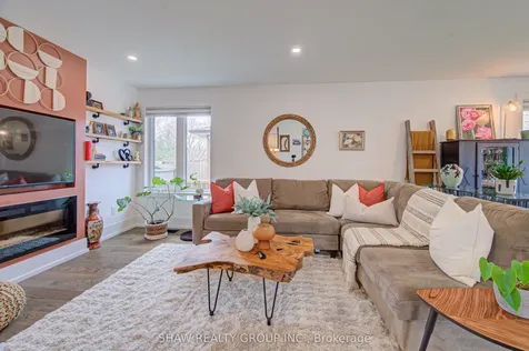 1486 Augustine Drive Burlington ON L7P 2N2