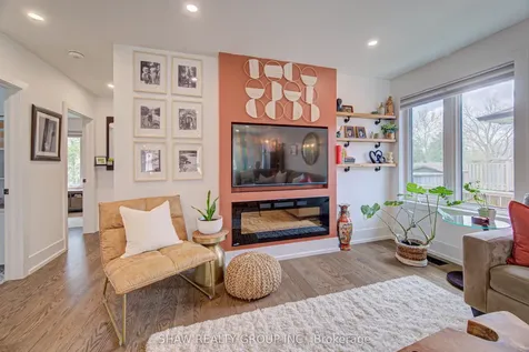 1486 Augustine Drive Burlington ON L7P 2N2