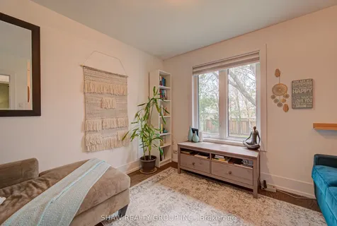 1486 Augustine Drive Burlington ON L7P 2N2