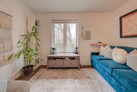 1486 Augustine Drive Burlington ON L7P 2N2