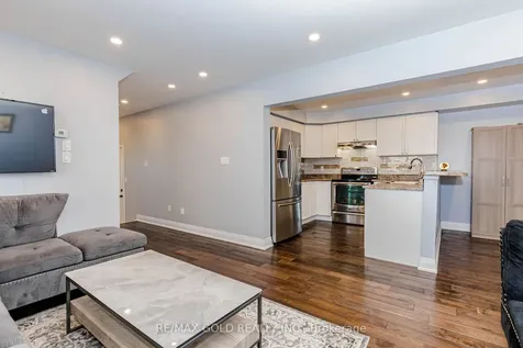 28 Rivermere Court Brampton ON L7A 1R4