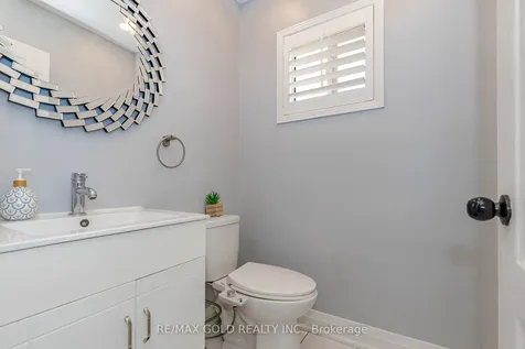 28 Rivermere Court Brampton ON L7A 1R4