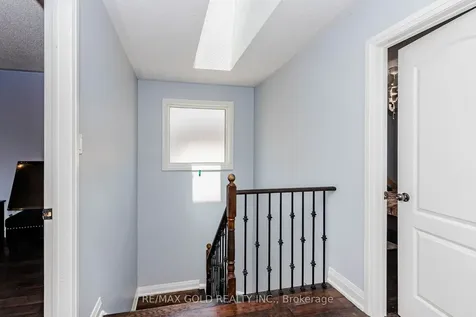28 Rivermere Court Brampton ON L7A 1R4