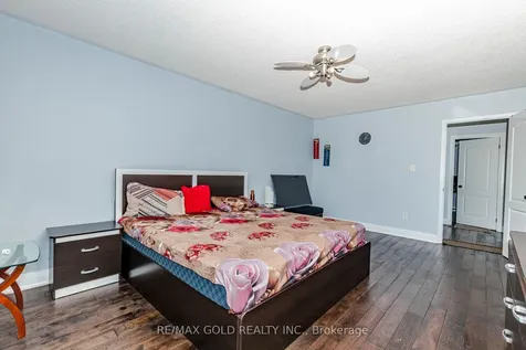 28 Rivermere Court Brampton ON L7A 1R4