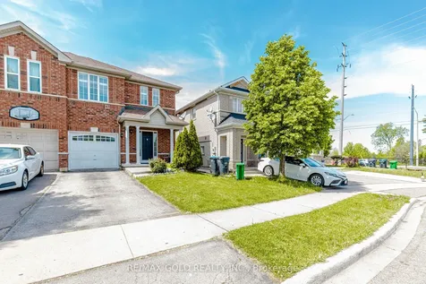 28 Rivermere Court Brampton ON L7A 1R4