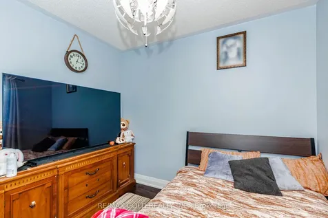 28 Rivermere Court Brampton ON L7A 1R4