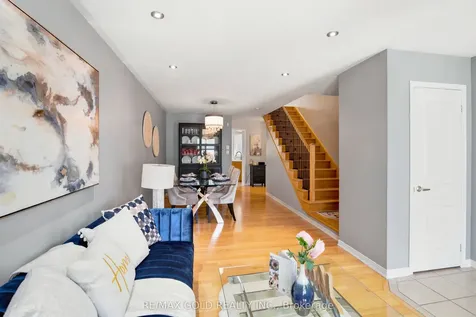 222 Fairwood Circle Brampton ON L6R 0X6