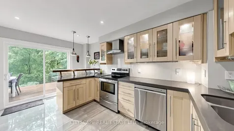 221 Bufford Drive Brampton ON L6Y 3N3