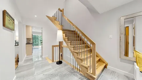 221 Bufford Drive Brampton ON L6Y 3N3