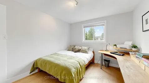 221 Bufford Drive Brampton ON L6Y 3N3