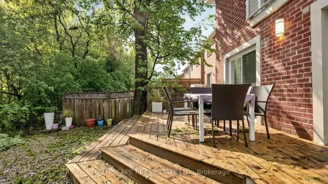 221 Bufford Drive Brampton ON L6Y 3N3