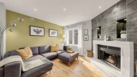 221 Bufford Drive Brampton ON L6Y 3N3