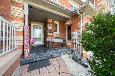 93 Brickyard Way Brampton ON L6V 4L7