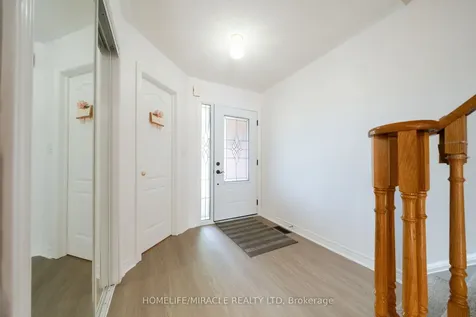93 Brickyard Way Brampton ON L6V 4L7