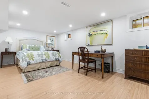 10 Iris Road Toronto ON M8V 2G9