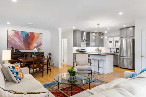 10 Iris Road Toronto ON M8V 2G9