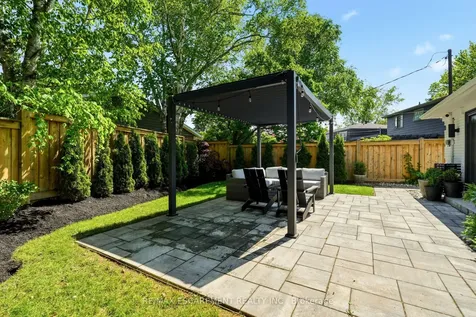 394 Rankin Drive Burlington ON L7N 2B5