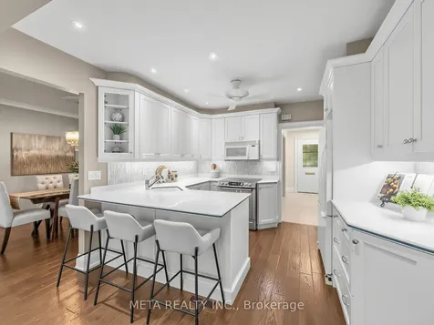 1337 Melton Drive Mississauga ON L4Y 1L6