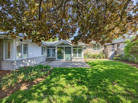 1337 Melton Drive Mississauga ON L4Y 1L6