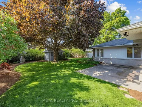1337 Melton Drive Mississauga ON L4Y 1L6