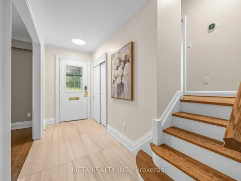 1337 Melton Drive Mississauga ON L4Y 1L6