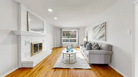 165 Warner Drive Oakville ON L6L 6E7