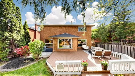 165 Warner Drive Oakville ON L6L 6E7