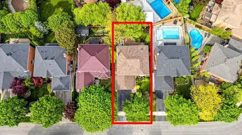 165 Warner Drive Oakville ON L6L 6E7