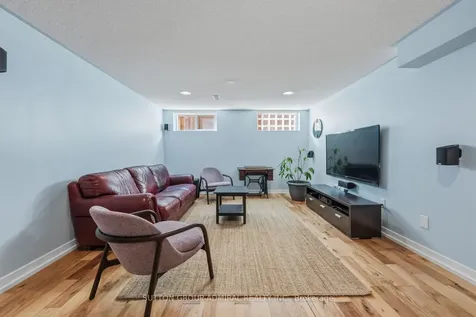 23 Groverdale Road Toronto ON M9C 3M7
