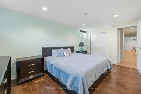 23 Groverdale Road Toronto ON M9C 3M7