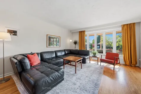 23 Groverdale Road Toronto ON M9C 3M7